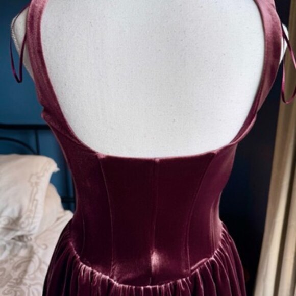 Zara Burgundy Velvet Corset Mini Dress - Picture 8 of 16